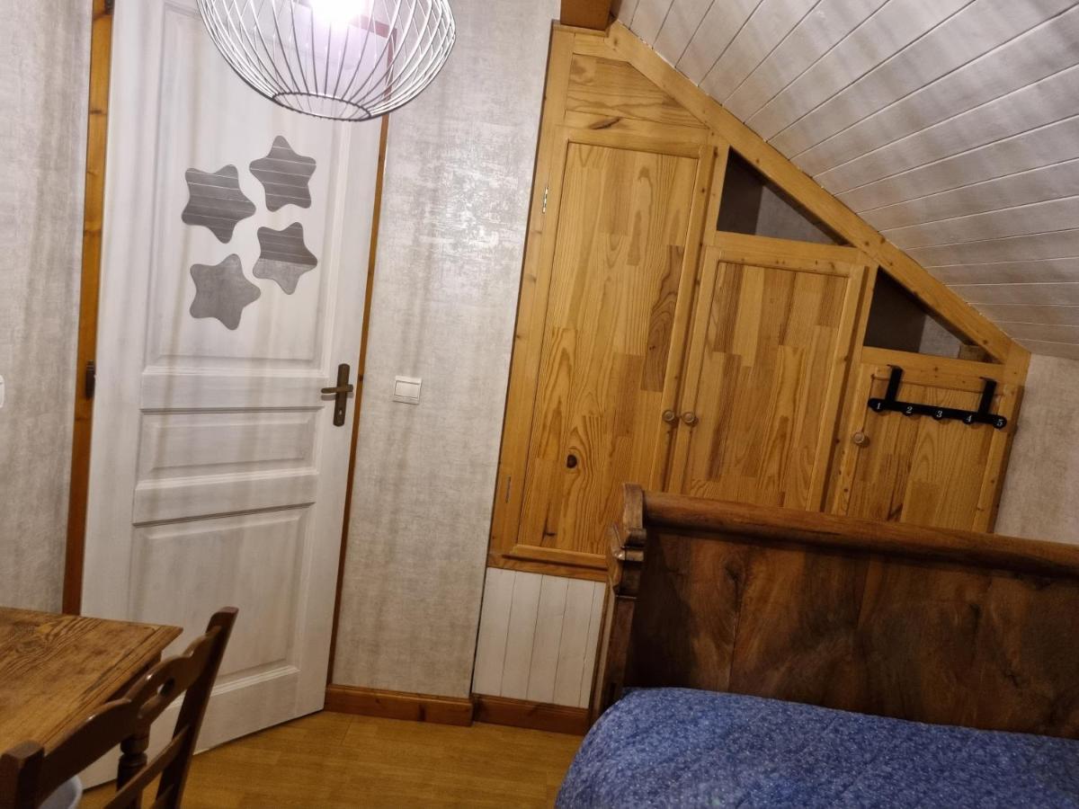 Comme A La Maison, Chambres Au Calme Verrens-Arvey Exterior foto