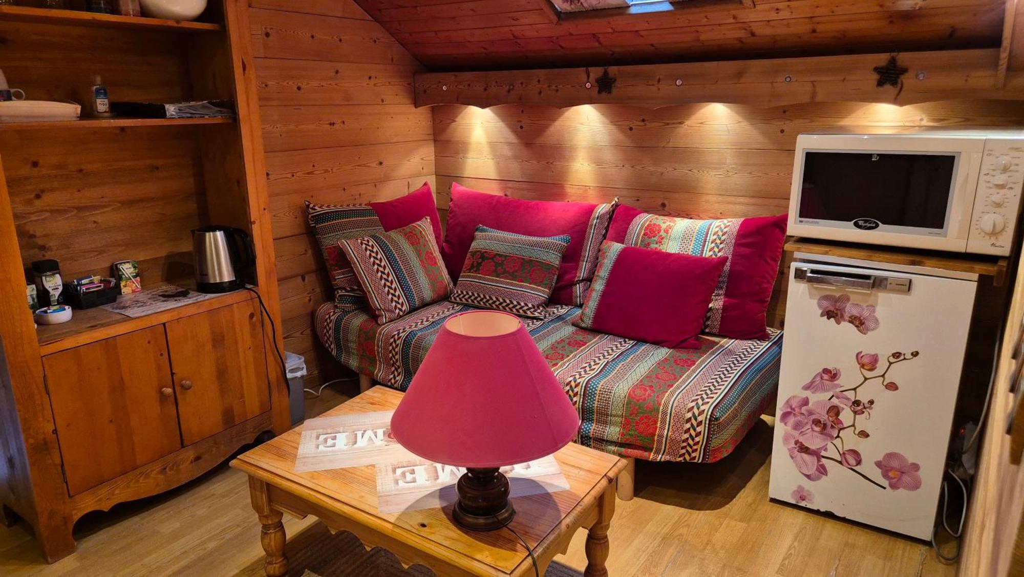 Comme A La Maison, Chambres Au Calme Verrens-Arvey Exterior foto