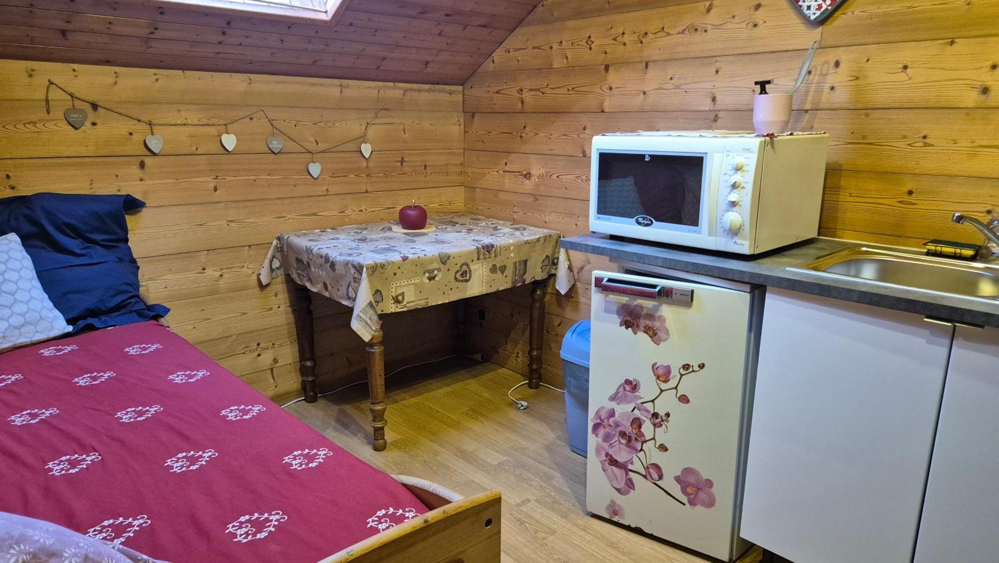 Comme A La Maison, Chambres Au Calme Verrens-Arvey Exterior foto